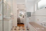 https://images.listonce.com.au/custom/160x/listings/32-huntingdon-avenue-bayswater-north-vic-3153/297/01771297_img_11.jpg?akHimCszIyI
