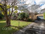 https://images.listonce.com.au/custom/160x/listings/32-illoura-avenue-ringwood-east-vic-3135/111/00621111_img_09.jpg?DLVFBOLks0c