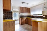 https://images.listonce.com.au/custom/160x/listings/32-iona-drive-sebastopol-vic-3356/985/01706985_img_01.jpg?c3hWTgfnBzg
