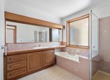 https://images.listonce.com.au/custom/160x/listings/32-james-milne-drive-croydon-north-vic-3136/921/01926921_img_10.jpg?r-iSXX9Wv8s