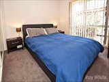 https://images.listonce.com.au/custom/160x/listings/32-jodi-avenue-wheelers-hill-vic-3150/737/01658737_img_05.jpg?xEqlDD7RHXQ
