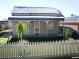 https://images.listonce.com.au/custom/160x/listings/32-joseph-street-ballarat-east-vic-3350/592/01575592_img_01.jpg?h1Ak2EYqn48