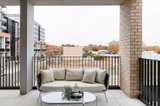 https://images.listonce.com.au/custom/160x/listings/32-kennedy-avenue-richmond-vic-3121/622/01718622_img_09.jpg?RHDA6sFcYFI