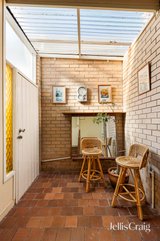 https://images.listonce.com.au/custom/160x/listings/32-king-street-fitzroy-north-vic-3068/000/01857000_img_03.jpg?6CSlvEHT_Nc
