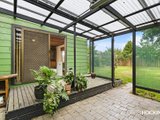 https://images.listonce.com.au/custom/160x/listings/32-kiora-street-altona-meadows-vic-3028/687/01203687_img_09.jpg?ePq-gw3n5WM