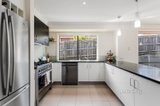 https://images.listonce.com.au/custom/160x/listings/32-larbert-road-mooroolbark-vic-3138/857/01576857_img_03.jpg?vzzDqZjizqE