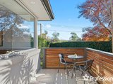 https://images.listonce.com.au/custom/160x/listings/32-larnook-crescent-mooroolbark-vic-3138/497/01526497_img_23.jpg?E7jG-IYIxyQ