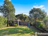 https://images.listonce.com.au/custom/160x/listings/32-larnook-crescent-mooroolbark-vic-3138/497/01526497_img_25.jpg?Ws_eJELuQp0