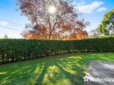 https://images.listonce.com.au/custom/160x/listings/32-larnook-crescent-mooroolbark-vic-3138/497/01526497_img_26.jpg?szYvDgy3kvc