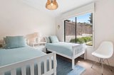 https://images.listonce.com.au/custom/160x/listings/32-lincoln-avenue-sorrento-vic-3943/701/01765701_img_04.jpg?JAV4WMRHiVs