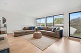 https://images.listonce.com.au/custom/160x/listings/32-lincoln-avenue-sorrento-vic-3943/701/01765701_img_07.jpg?qHB9jnAoQcw