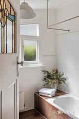 https://images.listonce.com.au/custom/160x/listings/32-linda-street-coburg-vic-3058/887/01815887_img_14.jpg?c_UkINCLOpQ