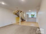https://images.listonce.com.au/custom/160x/listings/32-maloney-street-kensington-vic-3031/017/01989017_img_03.jpg?ZpQDZaWb7sY