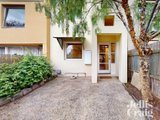 https://images.listonce.com.au/custom/160x/listings/32-maloney-street-kensington-vic-3031/017/01989017_img_05.jpg?kfNjq19RxeA