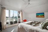 https://images.listonce.com.au/custom/160x/listings/32-marine-parade-st-kilda-vic-3182/126/01863126_img_16.jpg?Eqi-yISCbk8