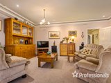 https://images.listonce.com.au/custom/160x/listings/32-maroondah-highway-healesville-vic-3777/681/01525681_img_07.jpg?C7UCmNeWIx4