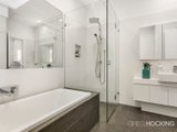 https://images.listonce.com.au/custom/160x/listings/32-martin-street-south-melbourne-vic-3205/097/01088097_img_13.jpg?Ru15itbxH1s