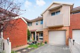 https://images.listonce.com.au/custom/160x/listings/32-mckelvie-court-glen-waverley-vic-3150/667/01976667_img_01.jpg?t35LOYocVwo