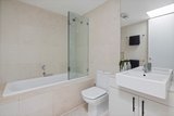 https://images.listonce.com.au/custom/160x/listings/32-mercer-road-armadale-vic-3143/781/01934781_img_13.jpg?okeycoVbpp8