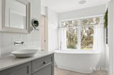 https://images.listonce.com.au/custom/160x/listings/32-mercer-street-inverleigh-vic-3321/543/01927543_img_08.jpg?RV7KqVl9kiM