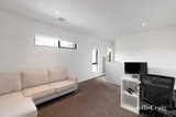 https://images.listonce.com.au/custom/160x/listings/32-miller-street-heidelberg-heights-vic-3081/348/01624348_img_09.jpg?6SPAsuFioTE