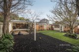 https://images.listonce.com.au/custom/160x/listings/32-milloo-crescent-mount-waverley-vic-3149/482/01566482_img_01.jpg?mw-mm4j_1Sc