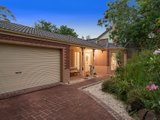 https://images.listonce.com.au/custom/160x/listings/32-moore-avenue-croydon-vic-3136/418/01524418_img_01.jpg?x5nq2h6hGiQ