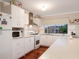 https://images.listonce.com.au/custom/160x/listings/32-moore-avenue-croydon-vic-3136/418/01524418_img_06.jpg?nB9e45VlDVk