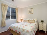 https://images.listonce.com.au/custom/160x/listings/32-moore-avenue-croydon-vic-3136/418/01524418_img_11.jpg?zEpI-SQEFlY