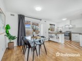 https://images.listonce.com.au/custom/160x/listings/32-morokai-grove-lilydale-vic-3140/962/01525962_img_05.jpg?nHOdJE8urws