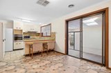 https://images.listonce.com.au/custom/160x/listings/32-moscript-street-campbells-creek-vic-3451/650/01896650_img_04.jpg?pr1fuTjNM9c