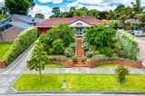 https://images.listonce.com.au/custom/160x/listings/32-narr-maen-drive-croydon-hills-vic-3136/679/01434679_img_13.jpg?UQHQ5ZJStn0