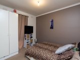 https://images.listonce.com.au/custom/160x/listings/32-north-road-lilydale-vic-3140/066/01524066_img_09.jpg?semNzfwhK8Y