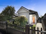 https://images.listonce.com.au/custom/160x/listings/32-north-road-newport-vic-3015/693/01203693_img_01.jpg?wf07vgCQZ2s