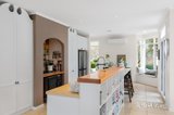 https://images.listonce.com.au/custom/160x/listings/32-osborne-road-north-warrandyte-vic-3113/474/01937474_img_06.jpg?y_d1K5Q3AH4