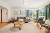 https://images.listonce.com.au/custom/160x/listings/32-pamay-road-mount-waverley-vic-3149/048/01888048_img_04.jpg?Kw4keHGc-CA