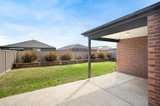 https://images.listonce.com.au/custom/160x/listings/32-parkland-drive-winter-valley-vic-3358/344/01643344_img_06.jpg?L1NhcFA5Y9U