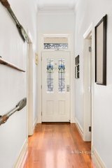 https://images.listonce.com.au/custom/160x/listings/32-parsons-street-kensington-vic-3031/521/01502521_img_02.jpg?k_GcOgyCXDA