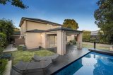 https://images.listonce.com.au/custom/160x/listings/32-pascoe-avenue-bentleigh-vic-3204/157/01626157_img_14.jpg?IinssFalZE0