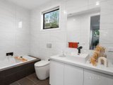 https://images.listonce.com.au/custom/160x/listings/32-renshaw-street-doncaster-east-vic-3109/522/01649522_img_17.jpg?IkXKhBA46UQ