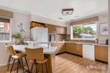 https://images.listonce.com.au/custom/160x/listings/32-riviera-road-avondale-heights-vic-3034/092/01816092_img_05.jpg?5HbPyB5E1Xk