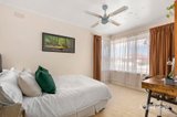 https://images.listonce.com.au/custom/160x/listings/32-riviera-road-avondale-heights-vic-3034/092/01816092_img_07.jpg?oFsRTbUNbls