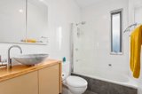 https://images.listonce.com.au/custom/160x/listings/32-roseneath-street-north-geelong-vic-3215/608/01698608_img_09.jpg?LTlLaGPm5Mo