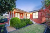 https://images.listonce.com.au/custom/160x/listings/32-sampson-drive-mount-waverley-vic-3149/838/01051838_img_01.jpg?z4f5zqykdv8