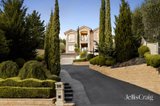 https://images.listonce.com.au/custom/160x/listings/32-schafter-drive-doncaster-east-vic-3109/523/01951523_img_03.jpg?iqzXRMKOm5k