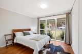 https://images.listonce.com.au/custom/160x/listings/32-shadowplay-road-mooroolbark-vic-3138/381/01607381_img_06.jpg?_mJLlpcfey8