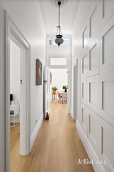 https://images.listonce.com.au/custom/160x/listings/32-speight-street-newport-vic-3015/594/01975594_img_05.jpg?qXTpChEQTyk