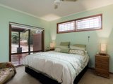 https://images.listonce.com.au/custom/160x/listings/32-stephen-avenue-montrose-vic-3765/472/01524472_img_08.jpg?KM_jvT-dPlc