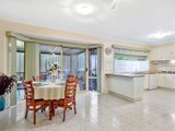 https://images.listonce.com.au/custom/160x/listings/32-the-circuit-lilydale-vic-3140/485/01525485_img_09.jpg?Pa2SsySgVT0