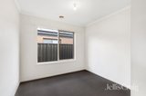 https://images.listonce.com.au/custom/160x/listings/32-tindales-road-wollert-vic-3750/650/01781650_img_07.jpg?hiN4gGJpp_k